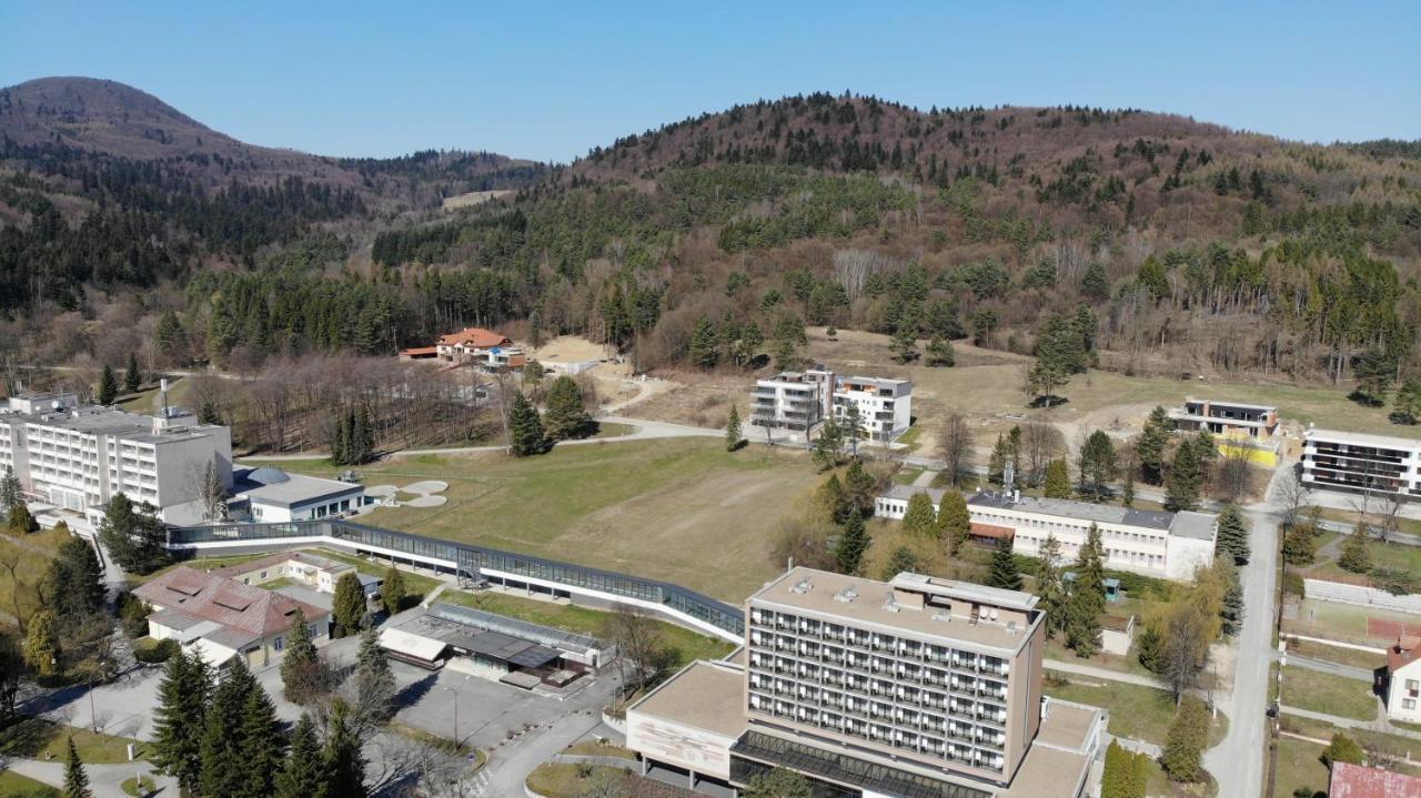 Penthouse Apartman Rezidencia Mineral Bardejovské Kúpele Buitenkant foto